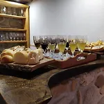Smještaj na farmi Tourist Farm Strle With Great Local Food Cerknica