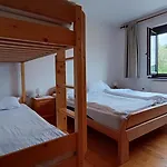 Tourist Farm Strle With Great Local Food Smještaj na farmi Cerknica