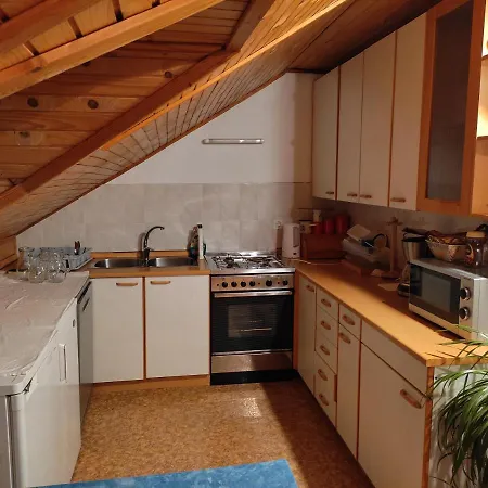 Tourist Farm Strle With Great Local Food