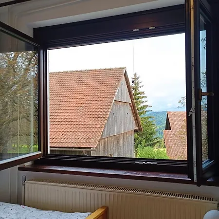 Tourist Farm Strle With Great Local Food Farmház