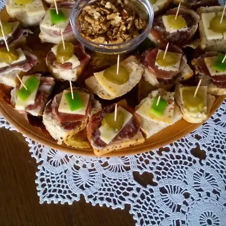 Tourist Farm Strle With Great Local Food