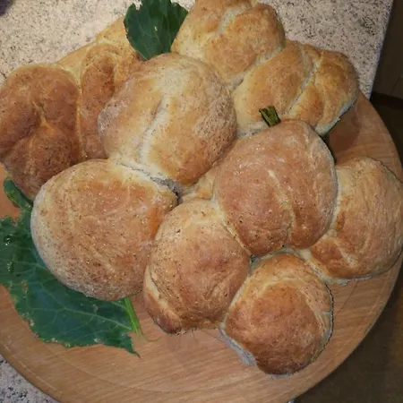 Tourist Farm Strle With Great Local Food *