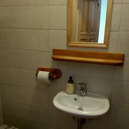 Tourist Farm Strle With Great Local Food Bauernhof *