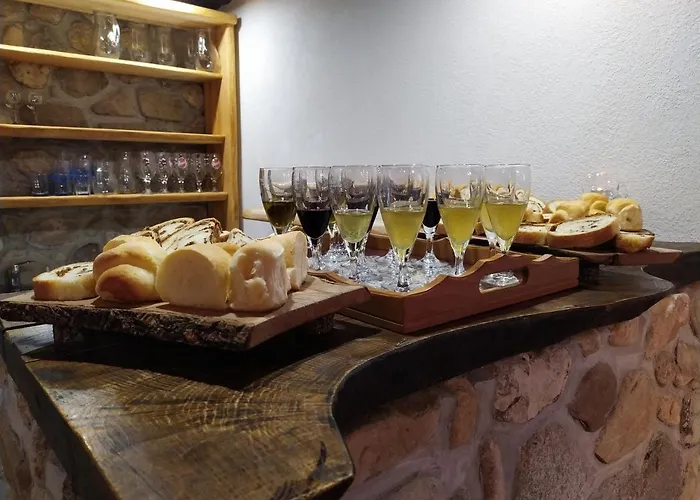 Smještaj na farmi Tourist Farm Strle With Great Local Food Cerknica