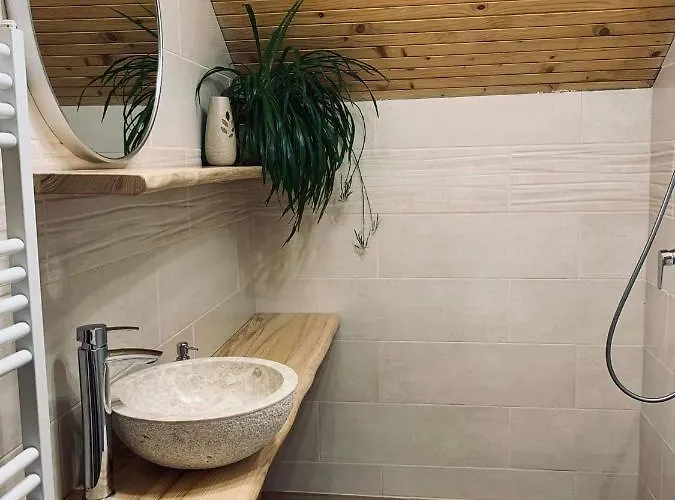 Tourist Farm Strle With Great Local Food * צרקניצה