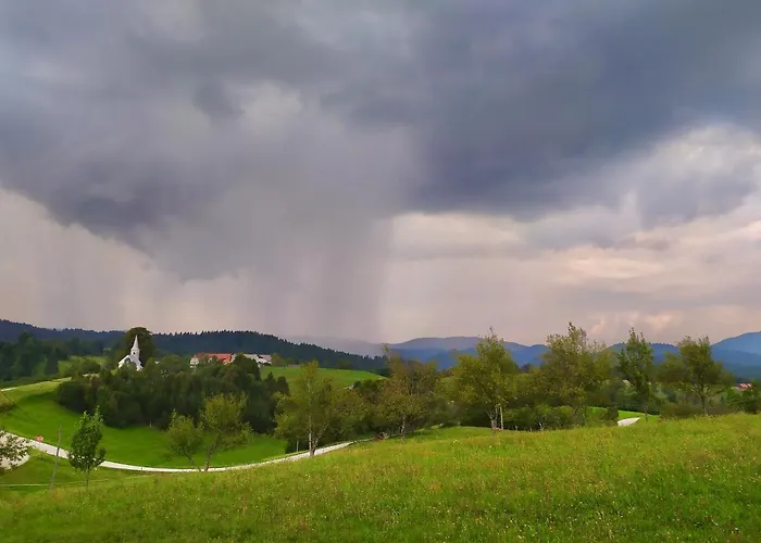 Tourist Farm Strle With Great Local Food * Cerknica