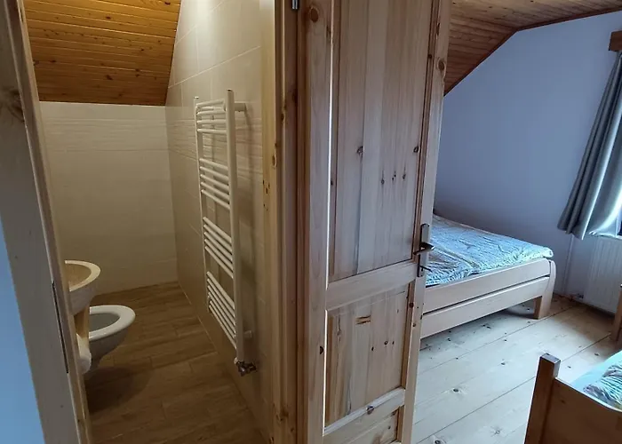 Tourist Farm Strle With Great Local Food Alloggio per agriturismo *