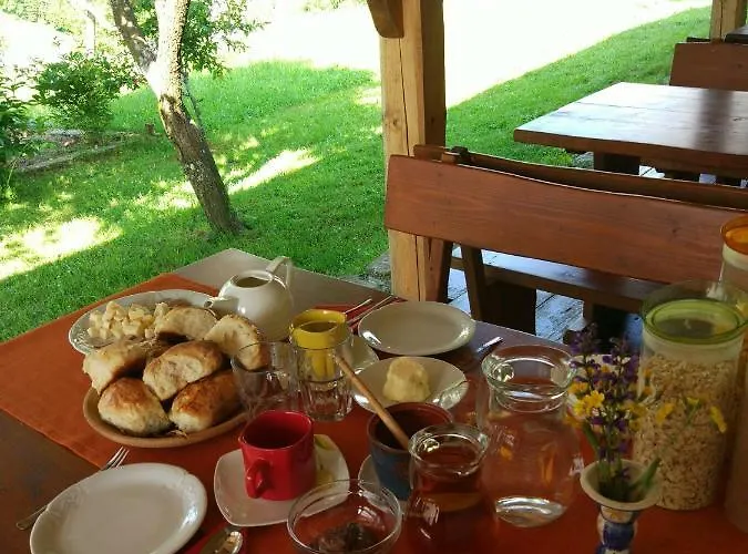 Smještaj na farmi Tourist Farm Strle With Great Local Food