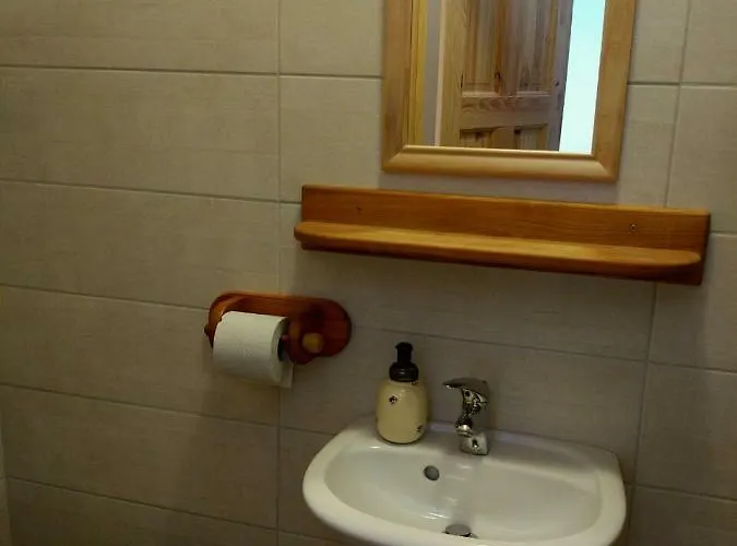 Tourist Farm Strle With Great Local Food בית חווה *